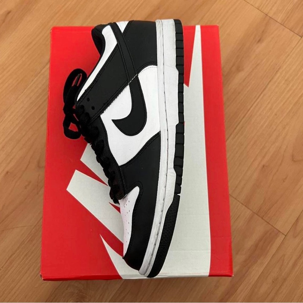 Women’s Panda Dunks